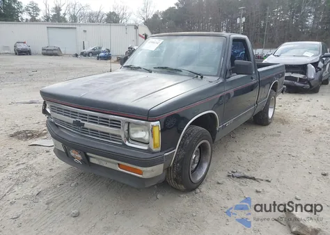 1992 Chevrolet S Truck S10 из США, поврежденный, VIN 1GCCS14R4N8166150